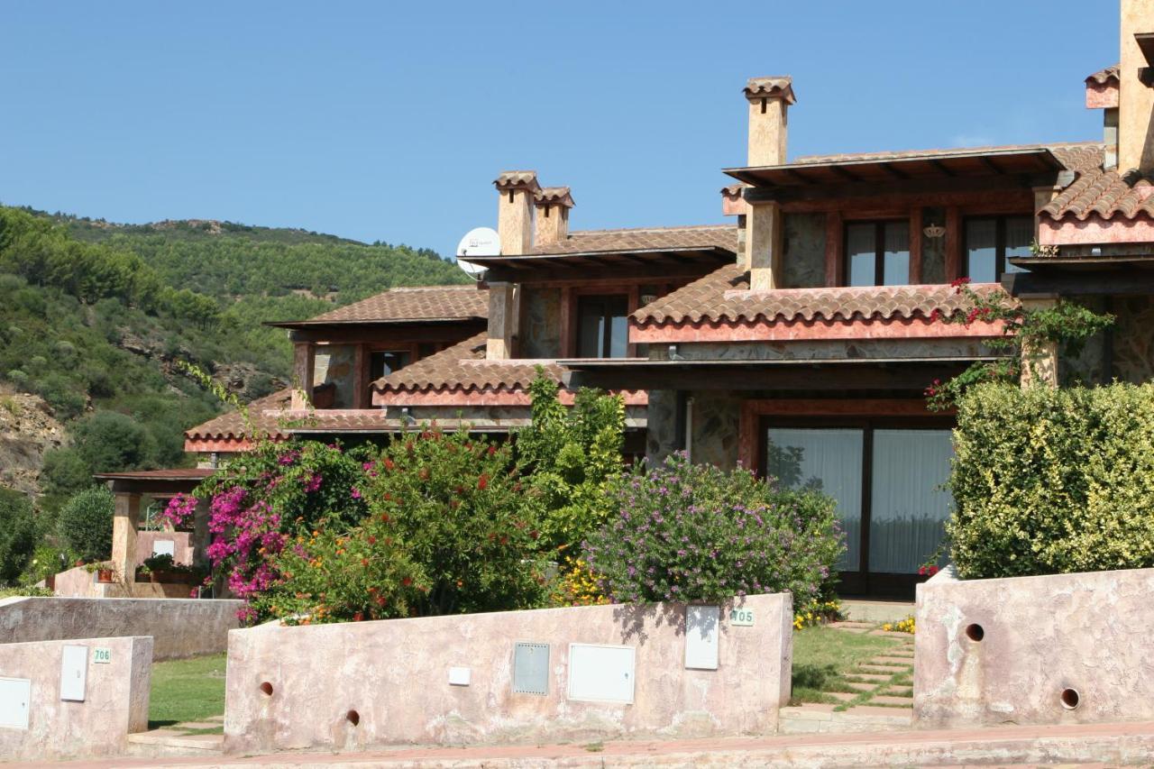 Residence Il Borgo Di Porto Corallo Villaputzu Kültér fotó