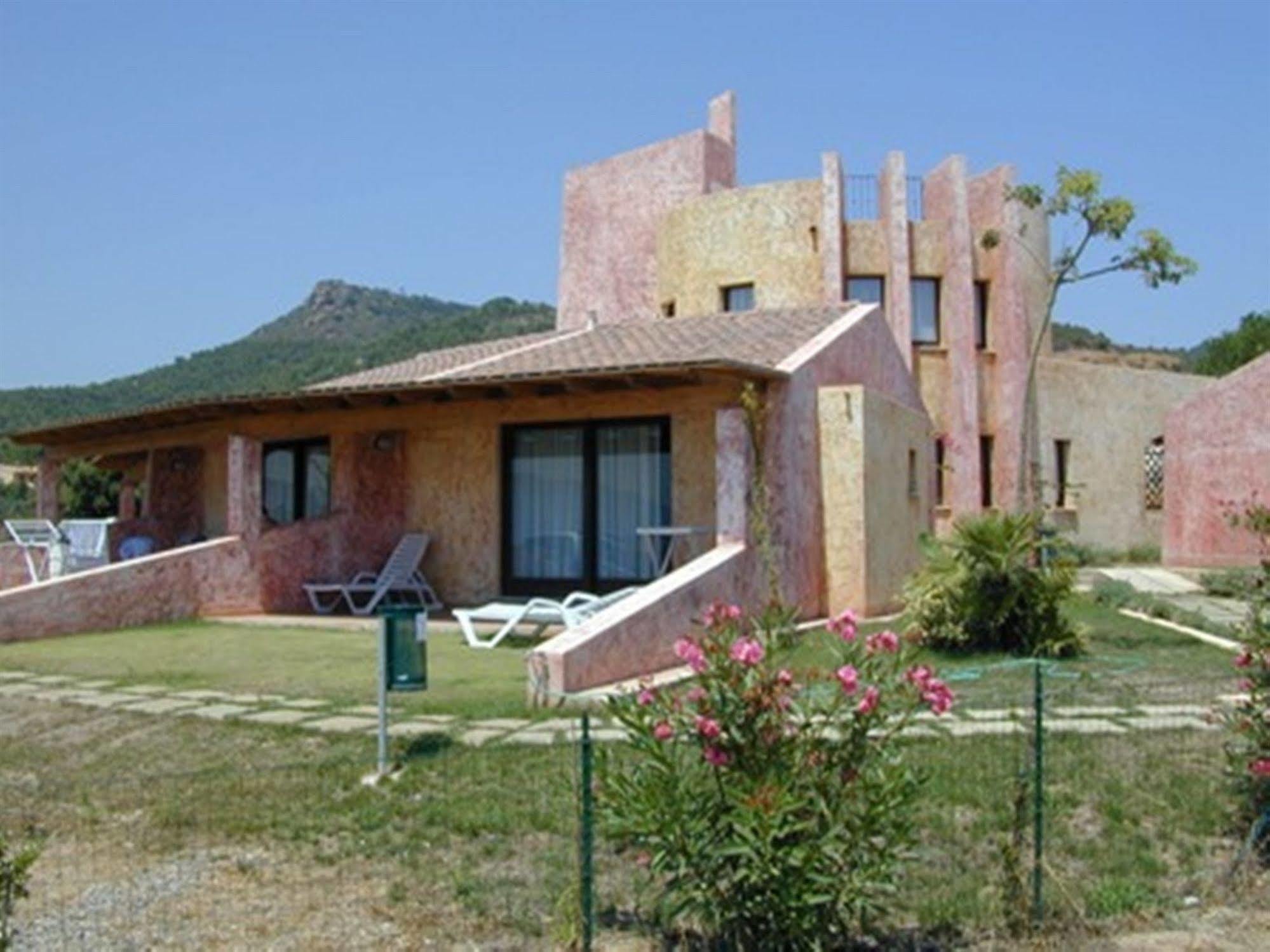 Residence Il Borgo Di Porto Corallo Villaputzu Kültér fotó